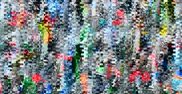 Plastic Bottles 115071 1920