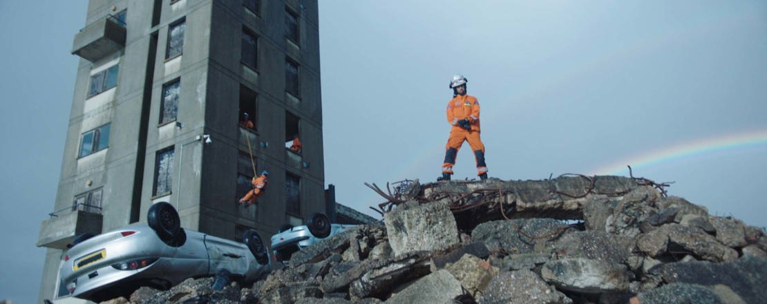 Structural Engineer Assesses Earthquake Damage