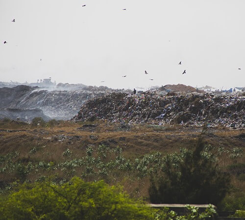 Mbeubeuss dump, Dakar, Senegal. Photo credit to Bineta NASR, Vidal Group